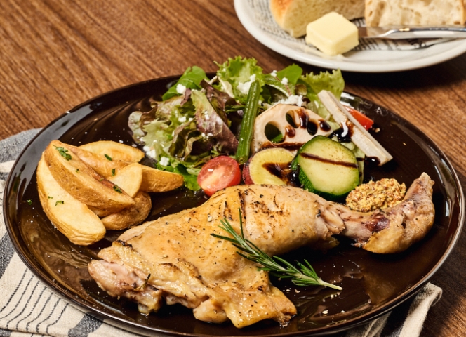 鶏モモコンフィ